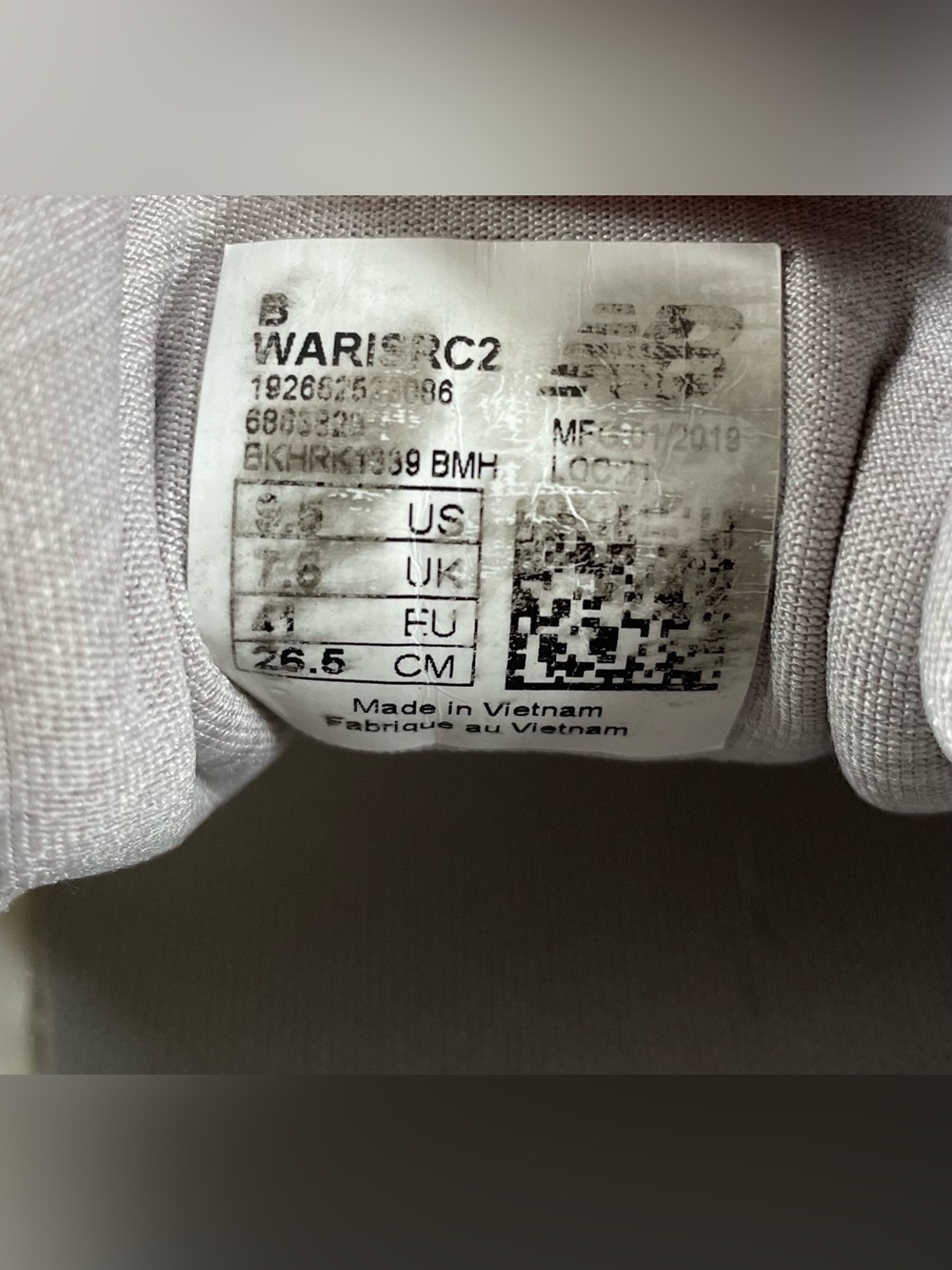 New Balance Fresh Foam Arishi V2 Womens 9.5 B Gray White Running Shoes Sneakers - Picture 2 of 16